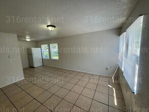 1516 N Waco Ave in Wichita, KS - Building Photo - Building Photo