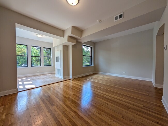 2323 N Kedzie Blvd, Unit 1