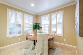 7613 Bloomsbury Way in Elk Grove, CA - Building Photo - Building Photo