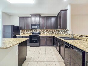 2200 Loreto Dr in Fort Worth, TX - Building Photo - Building Photo