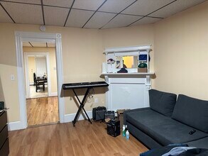 196 Chelsea St in Boston, MA - Building Photo - Building Photo