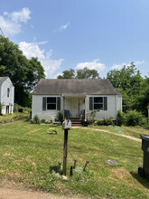 1330 Iroquois St in Knoxville, TN - Building Photo - Building Photo