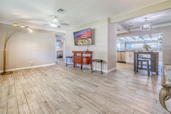 9796 52nd Terrace N in St. Petersburg, FL - Building Photo - Building Photo