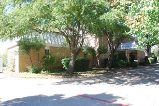 2911 Lapsley St in Dallas, TX - Foto de edificio - Building Photo