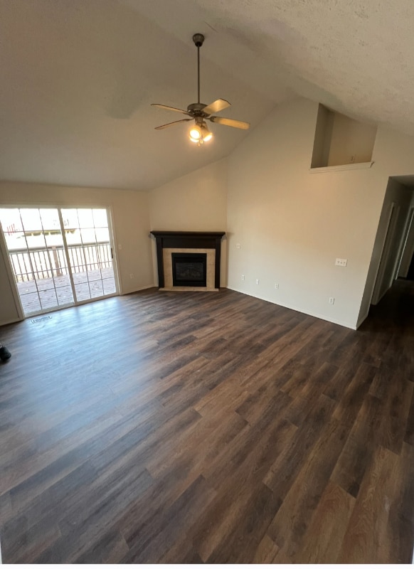 3371 W Erie St in Springfield, MO - Foto de edificio - Building Photo