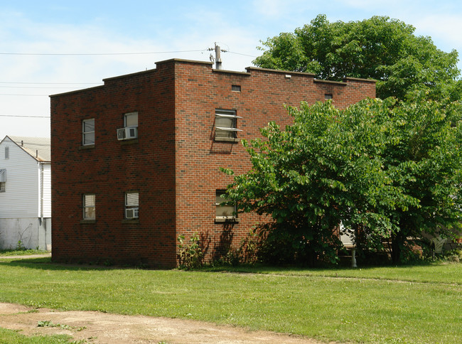 337 2nd Ave in South Charleston, WV - Foto de edificio - Building Photo