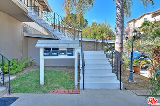 7017 Ramsgate Pl in Los Angeles, CA - Building Photo - Building Photo