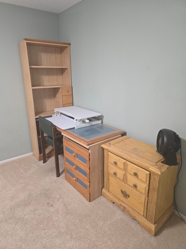 6420 Pat Ave in Los Angeles, CA - Foto de edificio - Building Photo