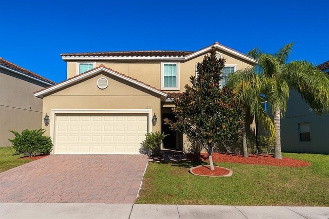 property at 2037 Lakeside Ave