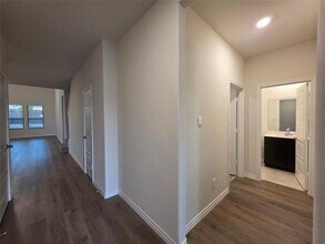 10108 Boxwood Wy in Krugerville, TX - Building Photo - Building Photo