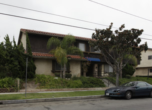 704 S Webster Ave in Anaheim, CA - Building Photo - Building Photo