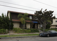 704 S Webster Ave in Anaheim, CA - Foto de edificio - Building Photo