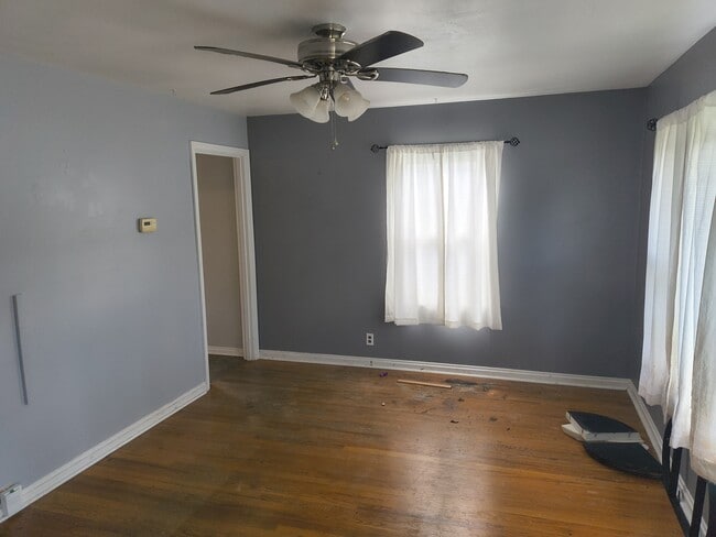 7246 Stolle St in St. Louis, MO - Foto de edificio - Building Photo