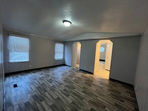 764 Wilson Dr in Towanda, KS - Building Photo - Building Photo