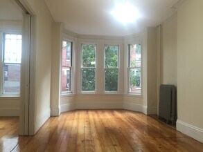34 Isabella St, Unit 4A in Boston, MA - Building Photo - Building Photo
