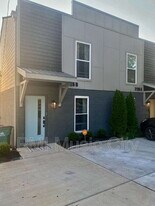 2126B Burns St in Nashville, TN - Building Photo