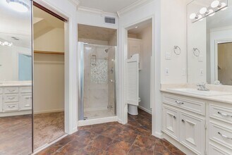 18242 Vinland Dr in Houston, TX - Building Photo - Building Photo