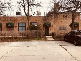1322 Oakton St in Evanston, IL - Building Photo