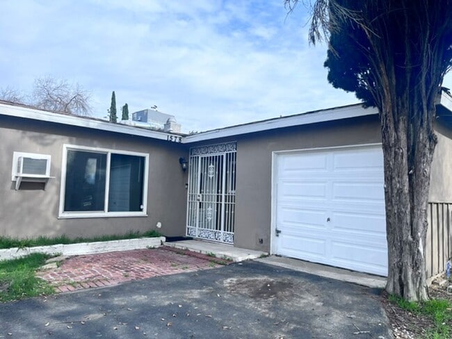 1578 Magnolia Ave W in San Bernardino, CA - Building Photo - Building Photo