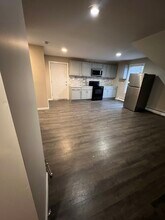 47 Harrison Ave, Unit 3 in Woonsocket, RI - Building Photo - Building Photo