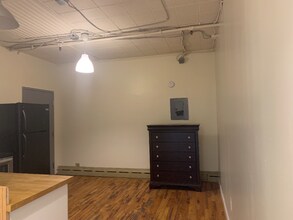 1415 Kemper St in Lynchburg, VA - Foto de edificio - Building Photo