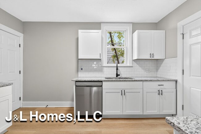 888 Miller Ave in Columbus, OH - Building Photo - Building Photo