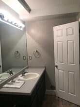 8379 Sycamore Tree Cove, Unit Private Bed and Bath in Sandy, UT - Building Photo - Building Photo