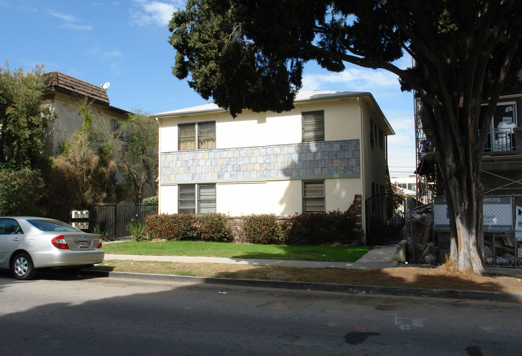 14321 Friar St in Van Nuys, CA - Building Photo