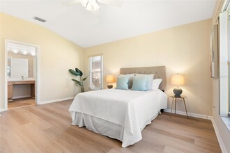 5105 Gato Del Sol Cir in Zephyrhills, FL - Foto de edificio - Building Photo