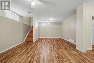 1602 Belcourt Blvd in Ottawa, ON - Building Photo - Building Photo