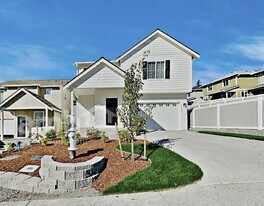 10629 138th St Ct E in South Hill, WA - Building Photo