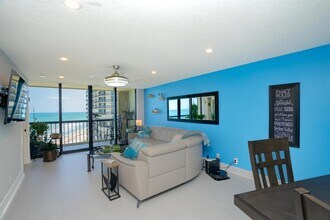 9500 S Ocean Dr, Unit 1208 in Jensen Beach, FL - Building Photo - Building Photo