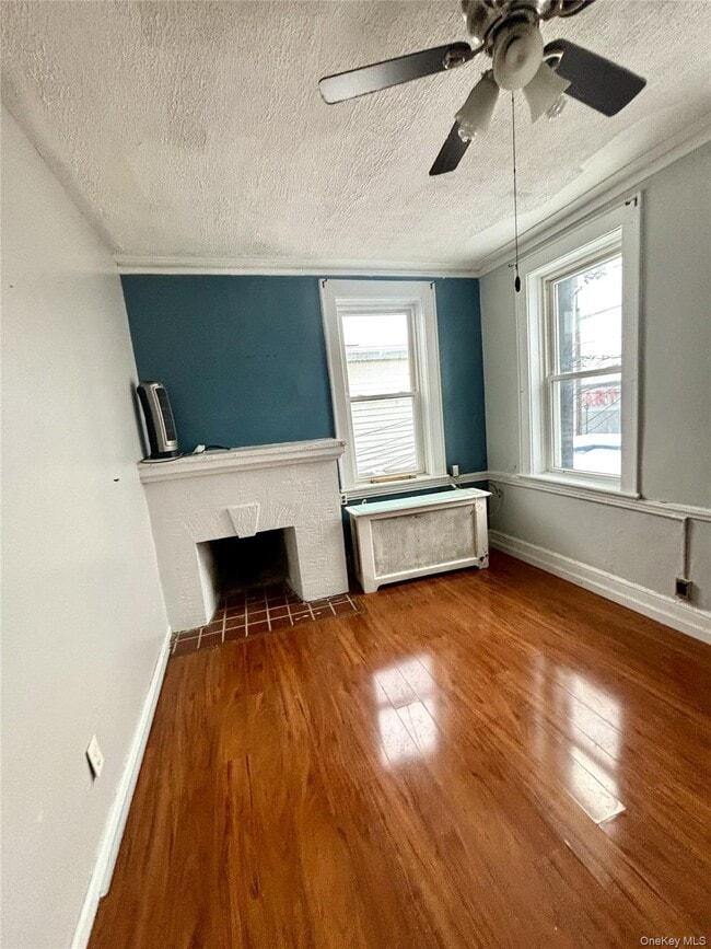 2426-2428-2428 Grand Ave in Baldwin, NY - Building Photo - Building Photo