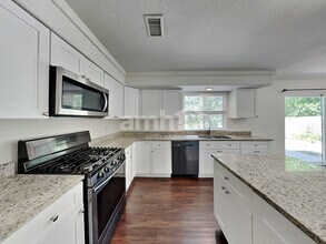 19673 E 49th Ave in Denver, CO - Building Photo - Building Photo