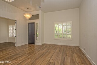 22420 N 48th St in Phoenix, AZ - Building Photo - Building Photo