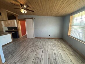 18049 Cindy's Ln in Justin, TX - Building Photo - Building Photo