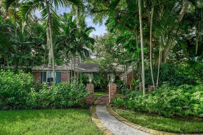 530 Melaleuca Ln in Miami, FL - Building Photo - Building Photo