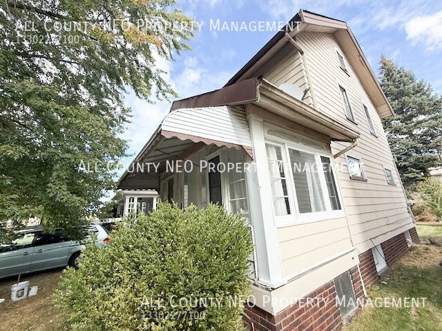 3521 W 123rd St in Cleveland, OH - Building Photo - Building Photo