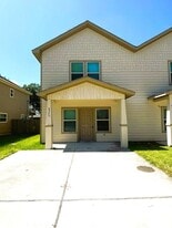 8526 Homewood Ln in Houston, TX - Building Photo