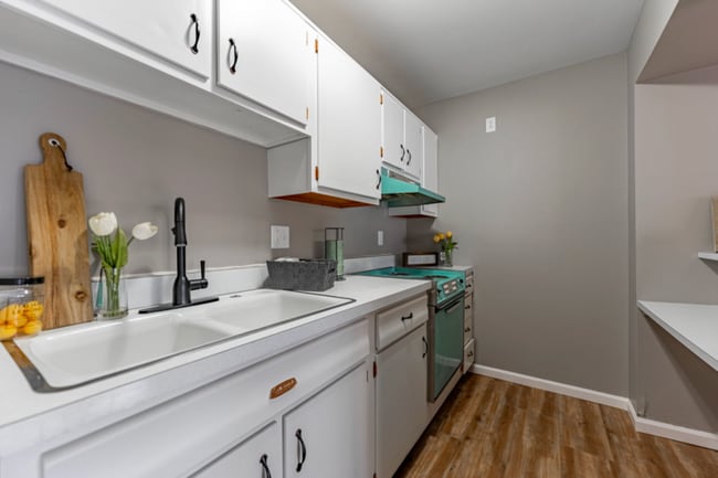 property at 1609 E State St