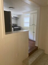 417 S Commerce St in Lockhart, TX - Building Photo - Building Photo