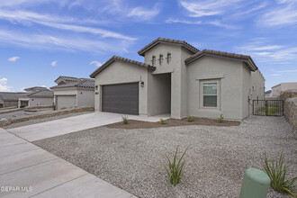 245 Glenlivet Way in El Paso, TX - Building Photo - Building Photo