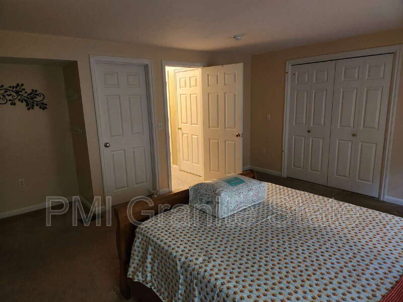46 Stanstead Pl in Nashua, NH - Building Photo