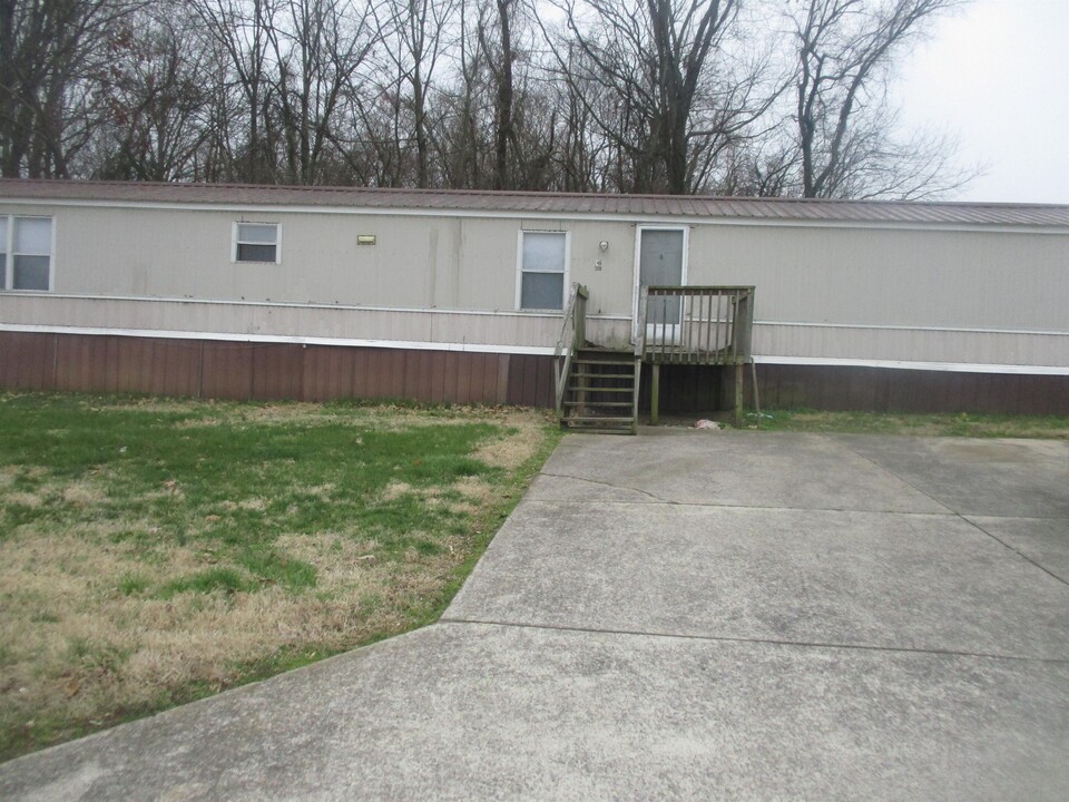 508 Kayla St in Oak Grove, KY - Building Photo
