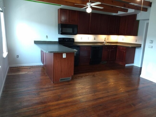917 S Hanover St, Unit 3rd Floor