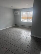 51 Cove View Ln, Unit A8 in Rhinebeck, NY - Building Photo - Building Photo