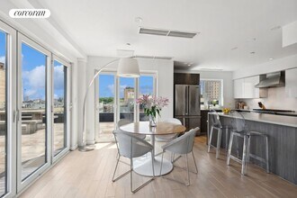 952 Columbus Ave in New York, NY - Building Photo - Building Photo