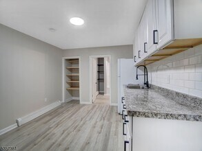 178 Littleton Ave in Newark, NJ - Building Photo - Building Photo