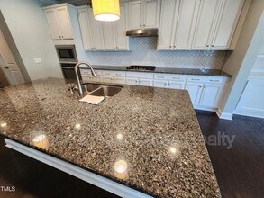 712 Chelsea Grove Dr in Cary, NC - Building Photo - Building Photo