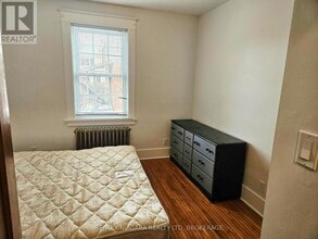 5055 Fourth Ave in Niagara Falls, ON - Building Photo - Building Photo